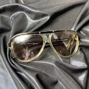 Vintage gucci black and yellow large frame sunglasses sunnies